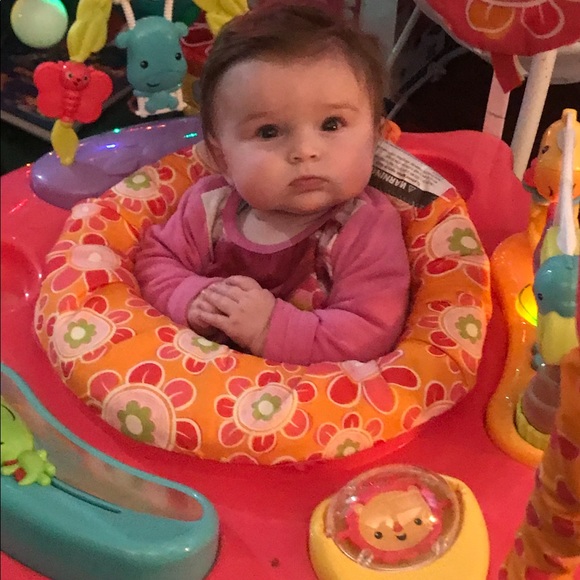 Hi! Welcome to my closet! - Picture 11 of 16